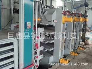 木工機械、壓板機、生態(tài)板熱壓機、模板條壓板機